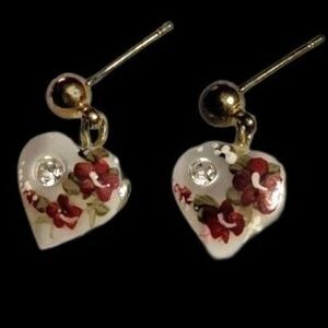 Dainty Twee Sweetheart Heart Dangle Drop Earrings with Red Roses & Rhinestones